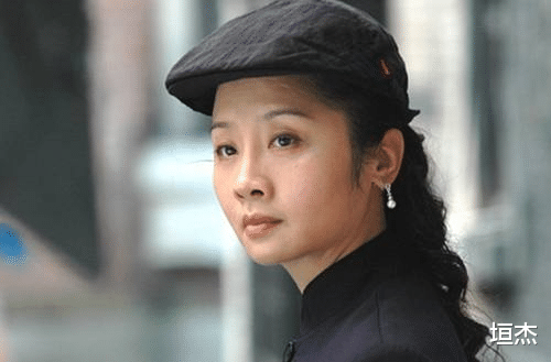 王新军|王新军：成名后抛妻弃子，把秦海璐宠成宝，前妻红了他糊了