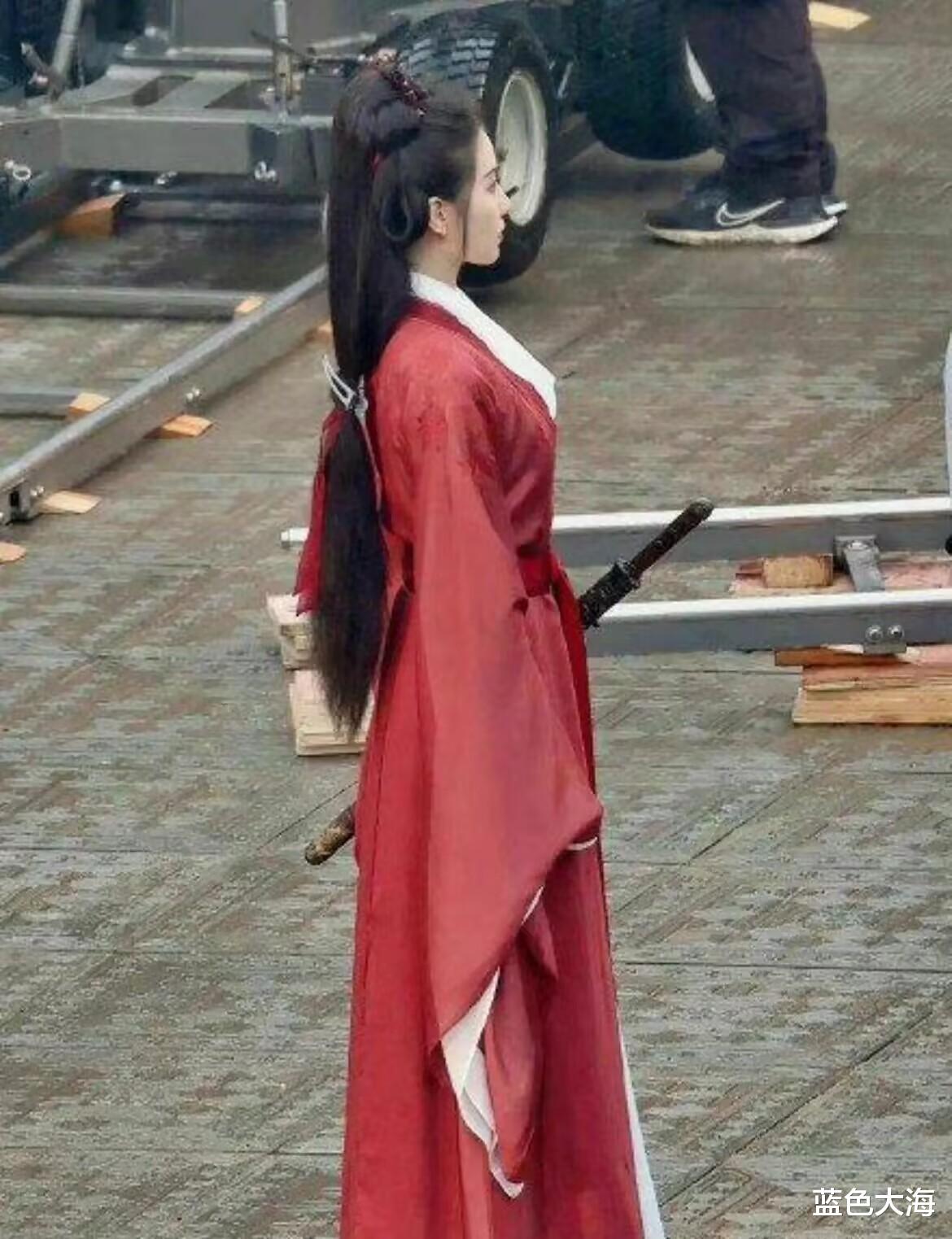 刘诗诗|看了刘诗诗才知道,真正的美人,不需要凹造型,随手一拍就很美