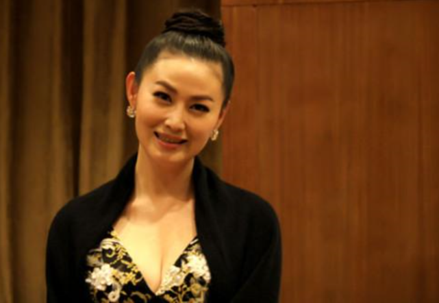 王思懿|因戏生情“潘金莲”与“武松”在一起，现在47岁美如仙女