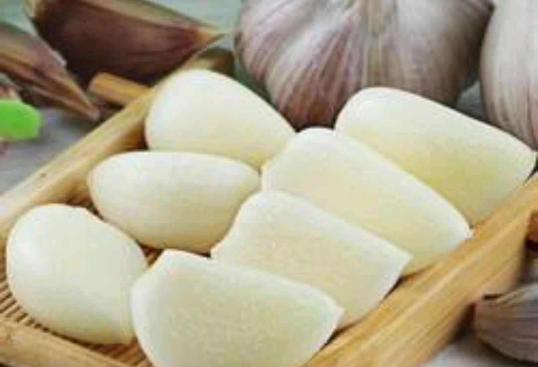 肝脏|经常吃大蒜对肝脏好不好?提醒:想要肝脏好,2种食物最好别吃