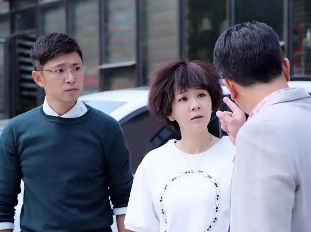 高鑫|“尔豪”高鑫:出身名门贵族,娶母亲的学生为妻,用真情换来幸福