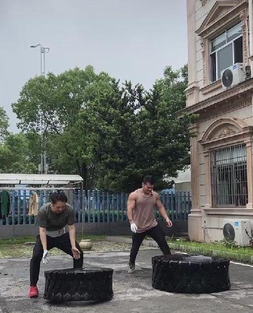 金针菇 许久未见的杜海涛，减肥训练营苦练3个月，网友：已有男神雏形