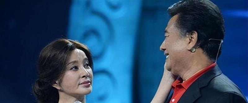 刘晓庆|陈国军受不了刘晓庆的花心,离婚20年后相拥,一生愧对刘晓庆