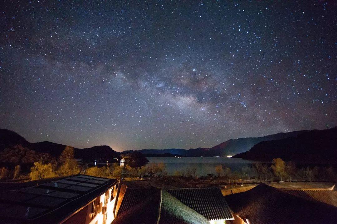 云南|十月最佳旅行地非它莫属，看银杏逛古城吃美食，现在去正好