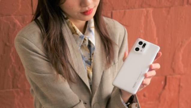 华为|继华为高端旗舰后，国产新“黑马”出现，好评率98%