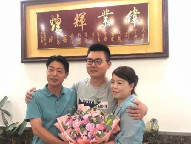 许敏|田静被多位主播针对，买飞机、游艇成田家代名词，网友：田静飘了