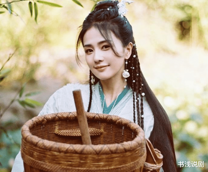 长月烬明|《长月烬明》拿下月榜第5,比起男女主颜值,我更关心这3样!