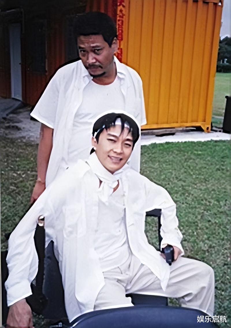 吴孟达|吴孟达经高人指点与周星驰在内地开公司,巨亏后,达叔抗下了亏损