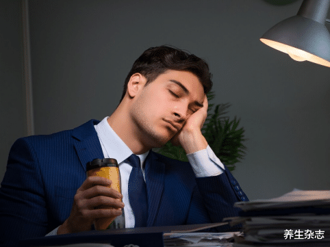 跑步|35岁男子坚持晨跑,肝炎转癌,医生:跑步“1习惯”或等于拿钢丝球刮肝