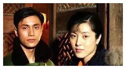 曾黎|曾黎:200年一遇的美女,错失张艺谋成就章子怡,3个前任皆成影帝