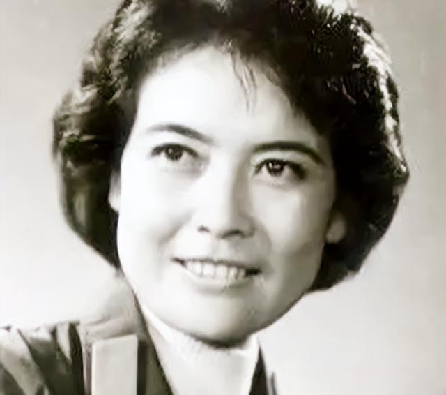 杨雅琴|《苦菜花》美丽娟子,两段婚姻潦草收场,侄子:姑姑一生追爱不得