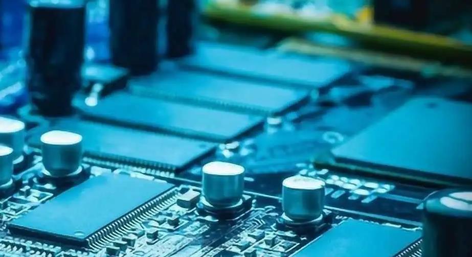 小米科技|美国芯片5nm,中国只有14nm,如果战争爆发,差距有多大?