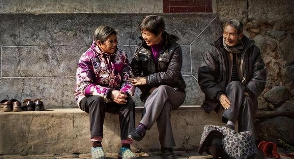 岳云鹏|从毁掉朱之文的六宗罪，到被排挤的岳云鹏，折射了多少人性的恶？