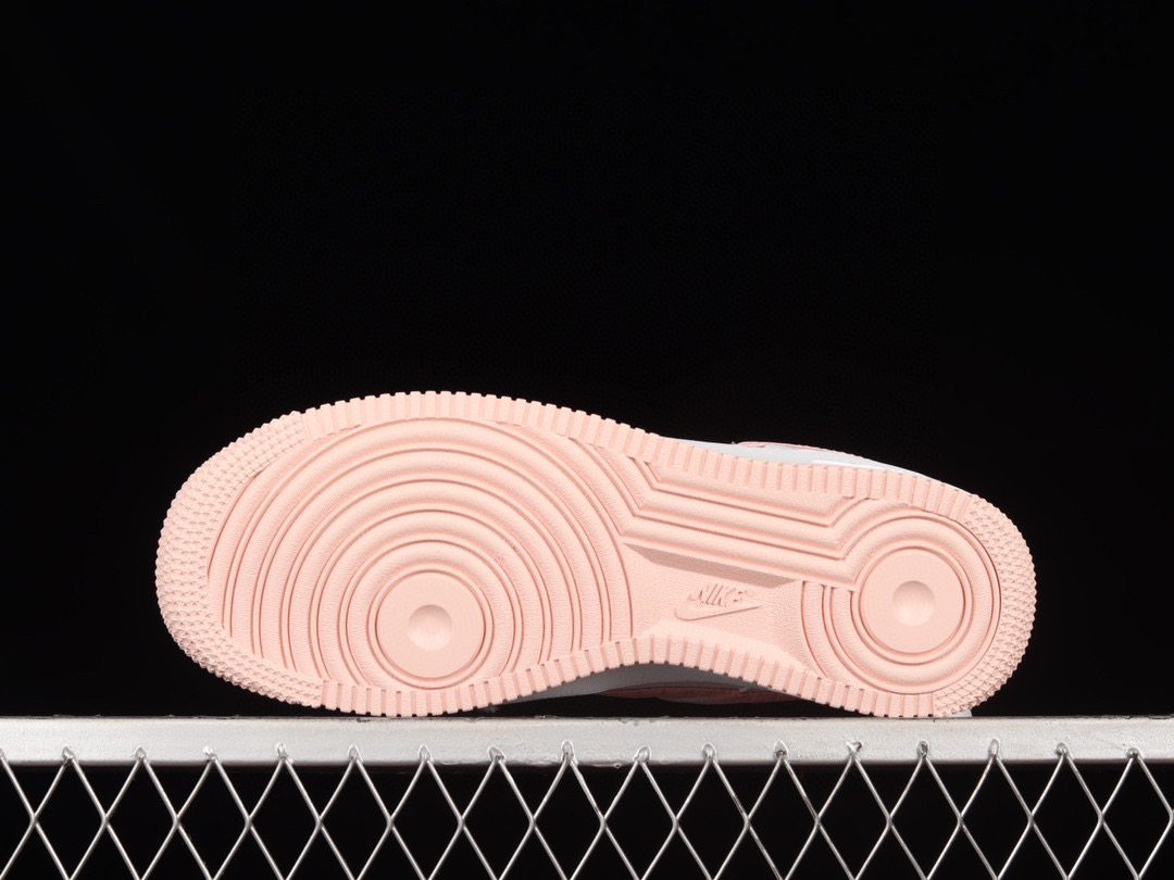 Nk Air Force 1 \"Valentine s Day\" 情人节 空军一号低帮休闲板鞋