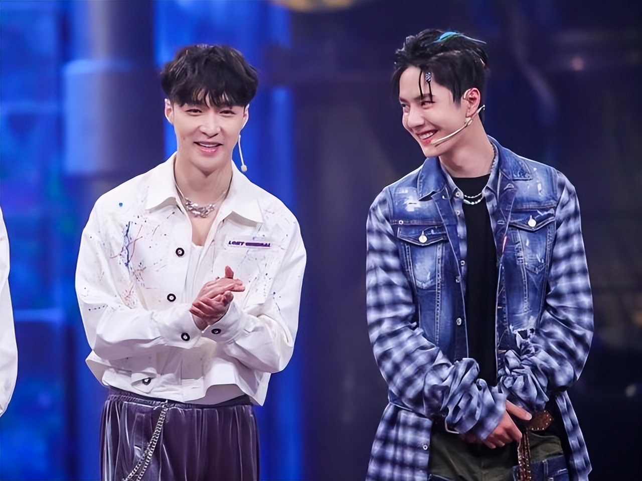 张艺兴|肖战、周杰伦等明星帮张艺兴宣传新歌,蔡徐坤和王一博则保持沉默