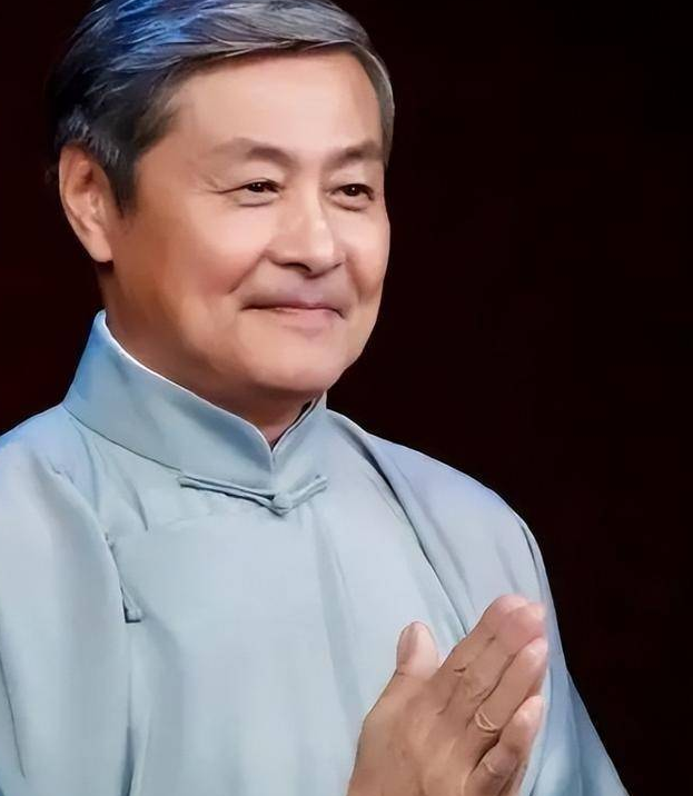 冯巩|相声演员刘伟的一步“错棋”，差点“毁”了他整个人生