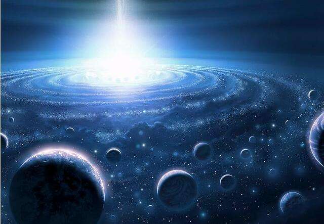 地球的外面是宇宙,那宇宙的尽头是什么?