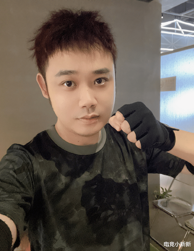 教练|AG买不到SK和林教练！月光显露目的：我坑了张角，愿意复出拯救AG