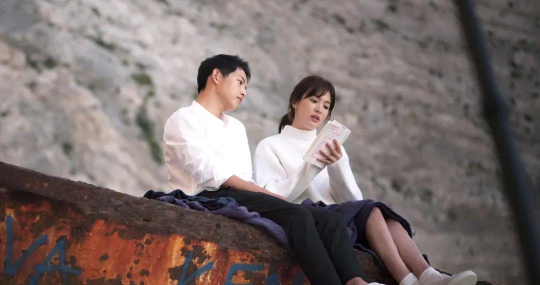 宋慧乔|《太阳的后裔》宋仲基和宋慧乔这一口狗粮让我吃了6年