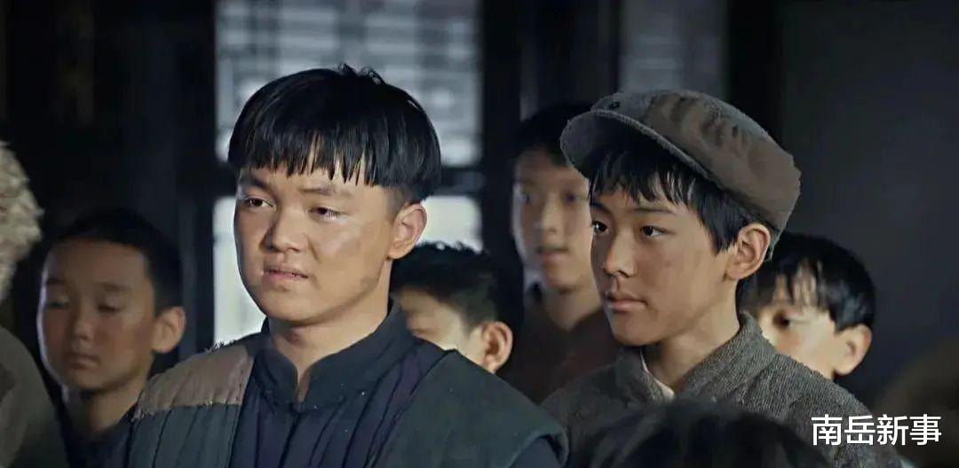 赵露思|同样是流量明星演正剧:赵露思浮夸,成毅寡淡,他为角色增肥20斤