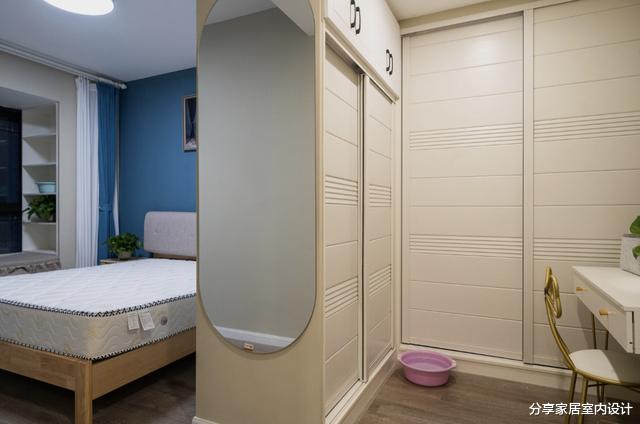 她家97平原木风小三房,极简装修不做电视墙,好看又显得有品位!