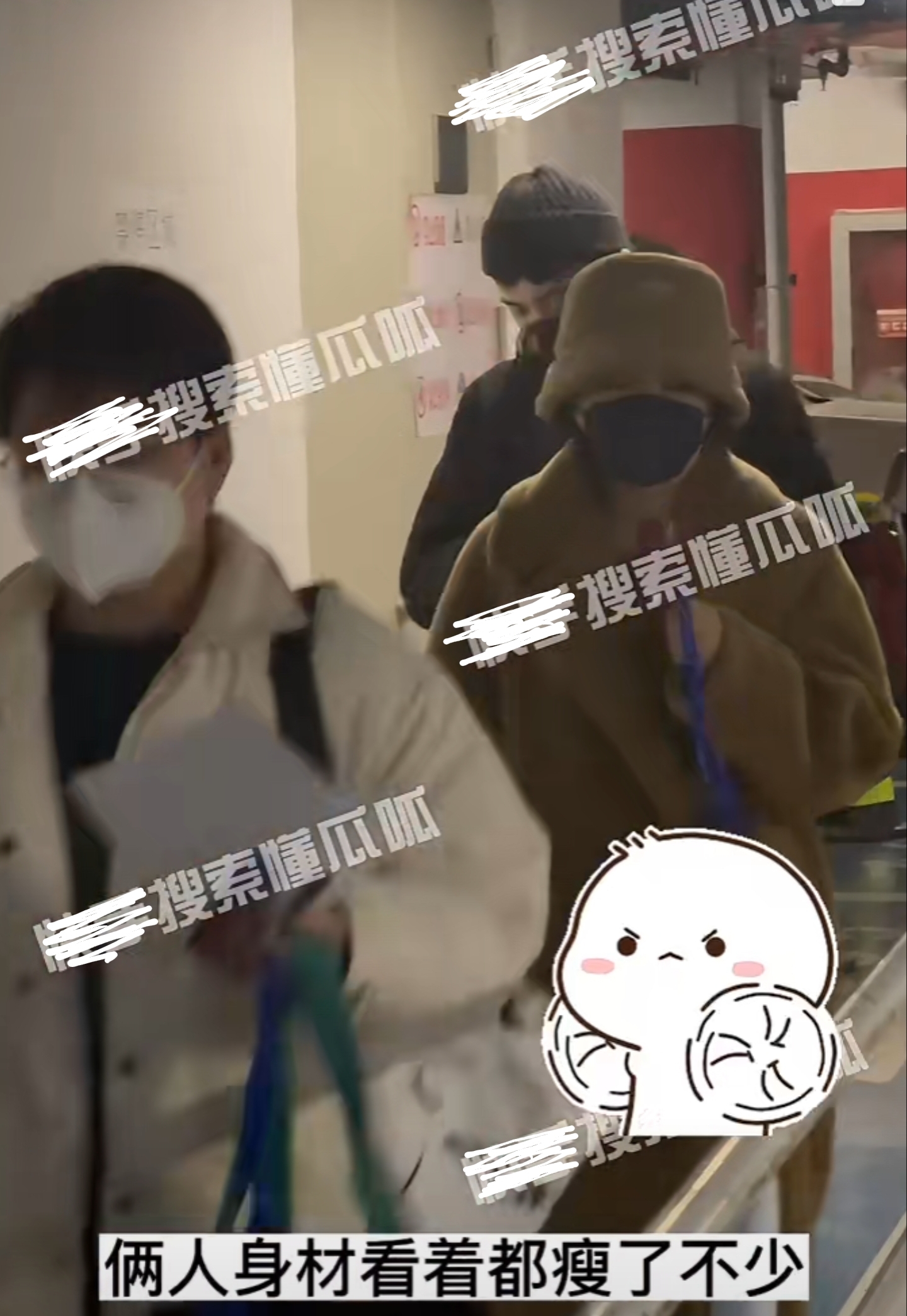 沈腾|43岁沈腾录完春晚回酒店，妻子王琦疑似同行陪伴，婚变传闻引热议