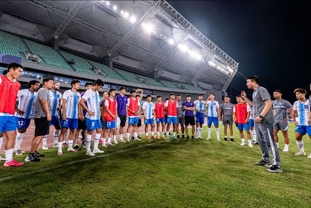 北京国安|中超转会大黑马诞生！老牌弱旅狂飙19位新援+创纪录，泰山+国安供货