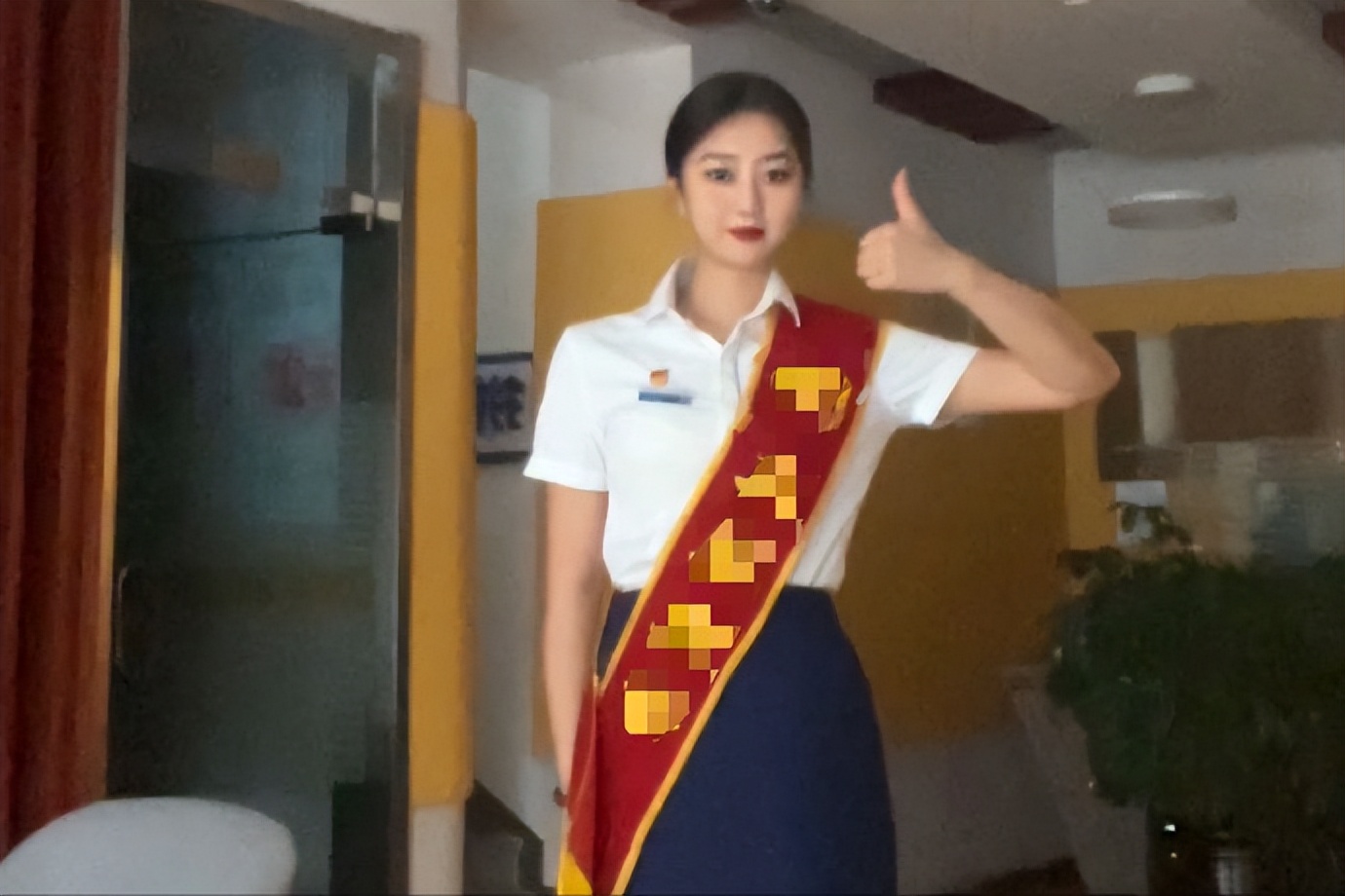 创业|985高材生被“泡池子”事件,暴露出HR的新玩法,海王算个啥