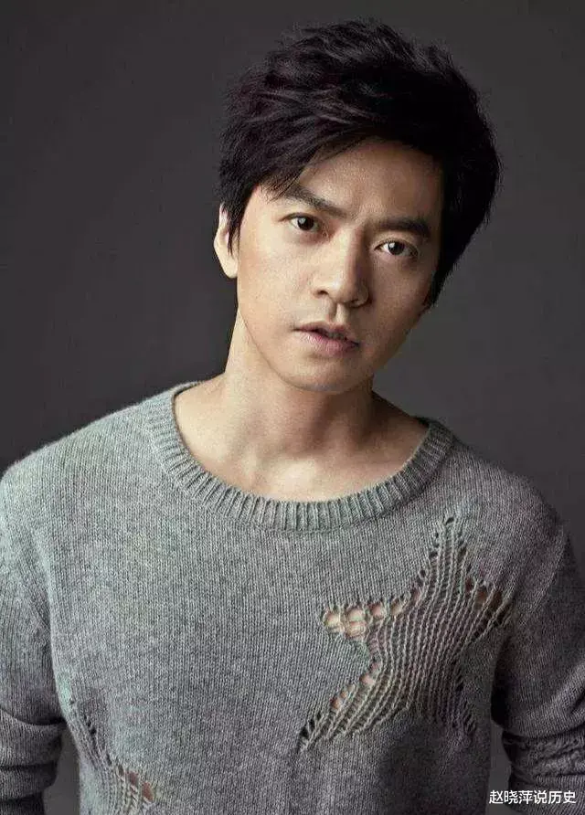 李健|李健：我98年大学毕业工资就一月4000块，现在很多年轻人比这还低