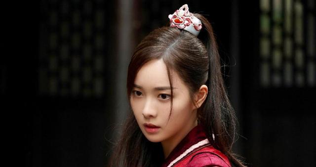 甜宠剧|新一部甜宠剧将至，毒舌总监爱上元气女孩，看清剧照：果断追剧