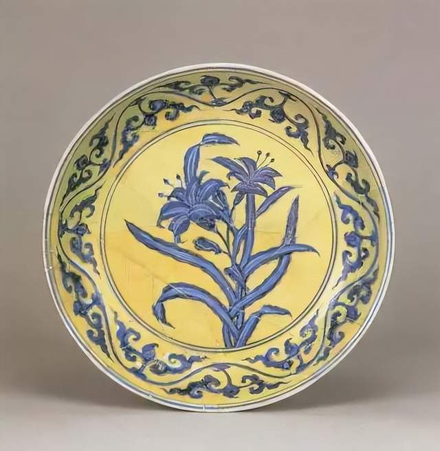 翡翠|为什么官窑黄釉青花瓷器都很珍贵