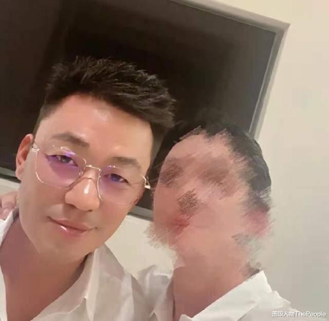 唐嫣|闷声发大财、“扮猪吃老虎”,离婚6年的傻根终于现了“原形”?