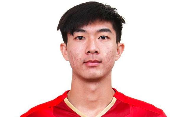 库兹马|一夜之间中国足球舆论场反转！前中超职业神话被集体质疑，变天了