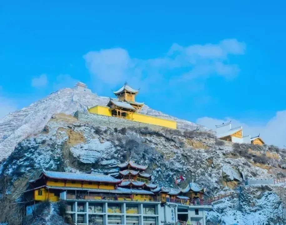 汉庭酒店|住进松潘这处特色民宿，与雪山对话，感受童话森林的魅力