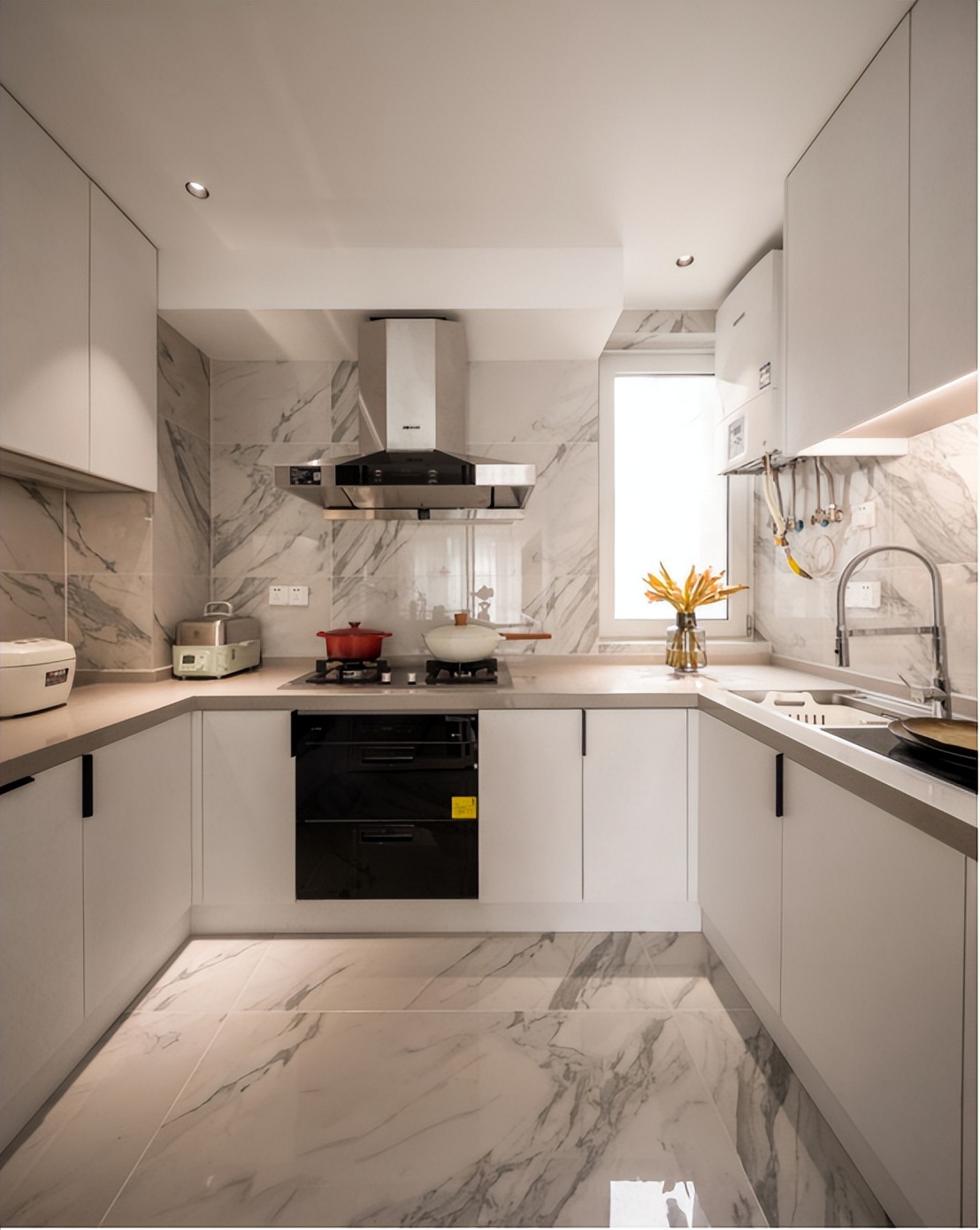 发现上海40岁阿姨的家，那叫一个高级，没有爱人有自由，真舒坦！