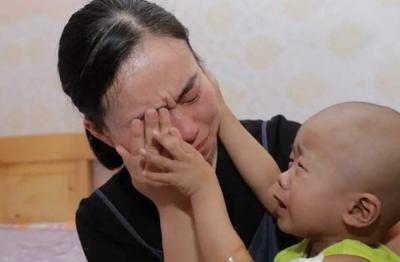 全职妈妈|如何看待家庭主妇和职业女性这两种身份?