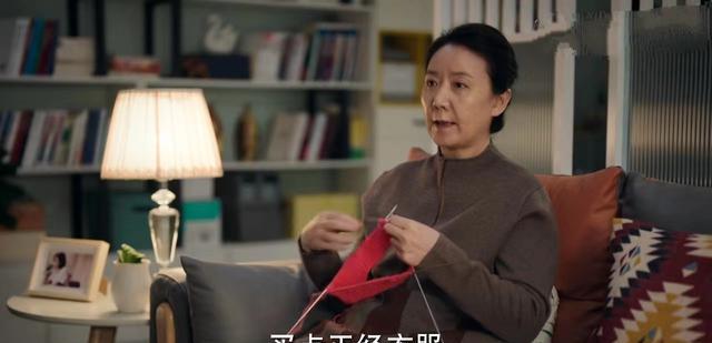 三刷《底线》:李芳凝被性骚扰,压倒她的最后一根稻草是荡妇羞辱