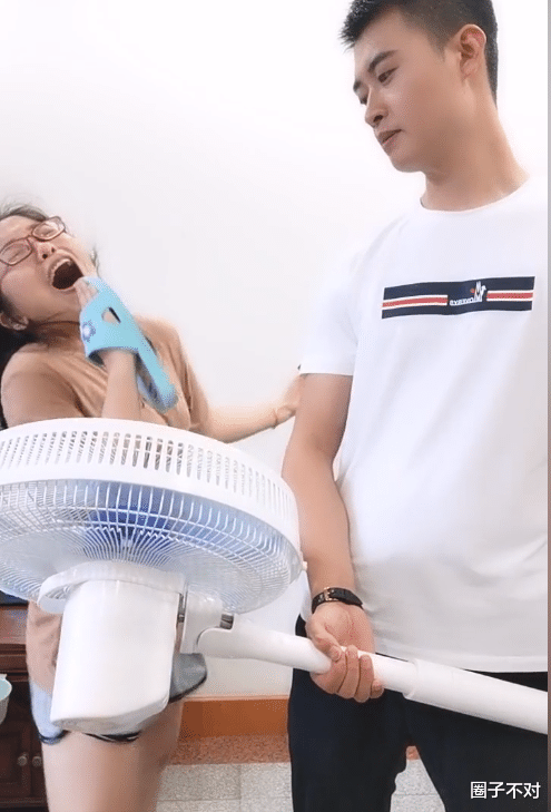 东方不败|东方不败：逗比女孩靠百分百模仿吸粉500万，网友：女版周星驰