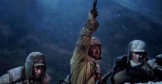 欧美明星|《长津湖》系列票房96亿，片方分账35亿，易烊千玺得多少？