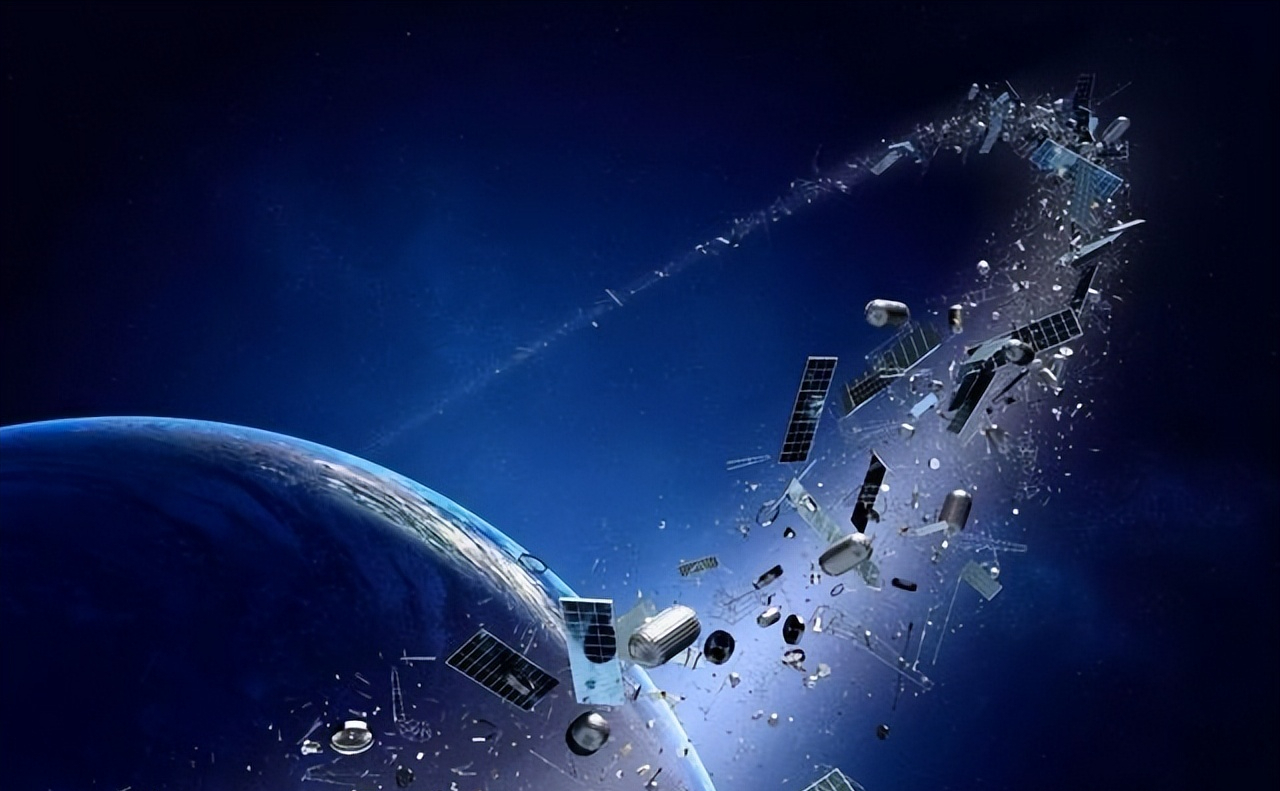 美国NASA运气太差,太空望远镜被流星击中,中国空间站如何避免?