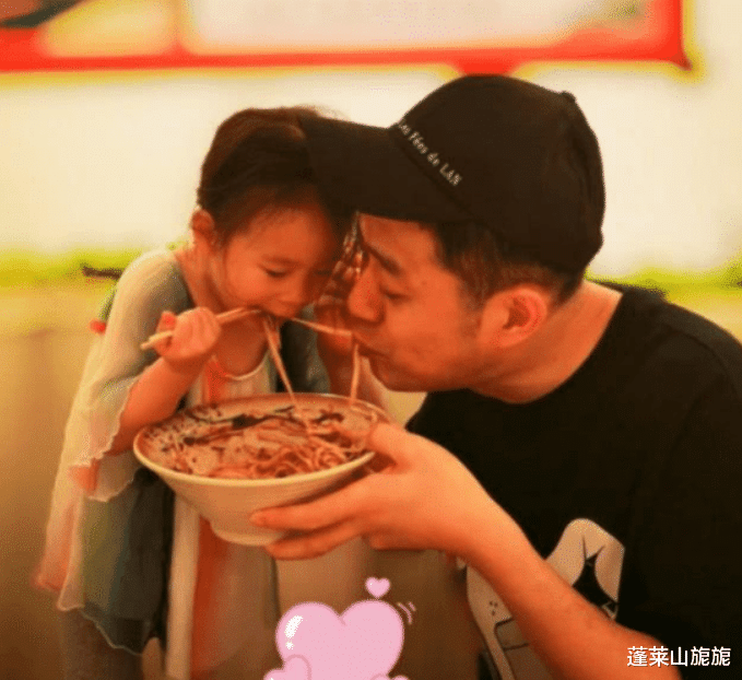 刘钧|刘钧：从4级电工到著名演员，娶知名设计师把老婆孩子宠上天