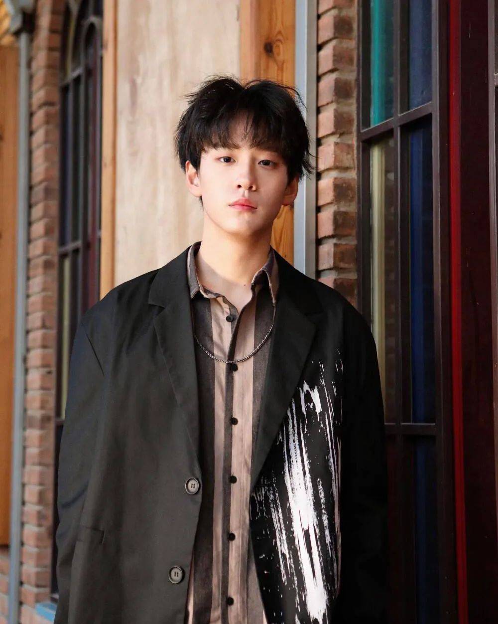 余景天|曾因涉毒涉黄被封杀，复出捞金成劣迹艺人！