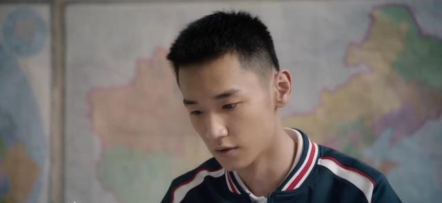 特战荣耀|《特战荣耀》夏梨暗恋的男生是谁？其实就藏在萧云杰回忆的细节里