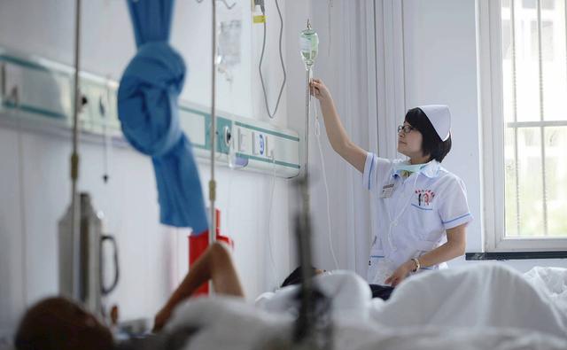 案例:17岁女生因智力缺陷被侵害,犯罪嫌疑人是继父,结果如何?