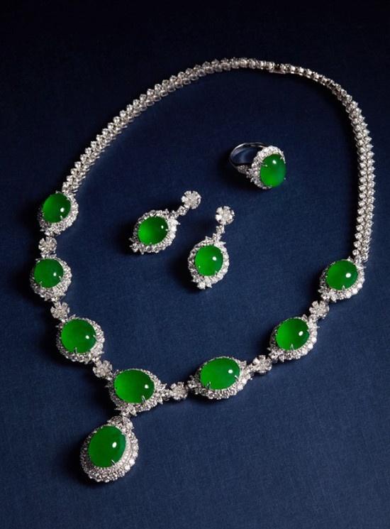 翡翠|瞧过来,翡翠蛋面是什么,有什么价值!