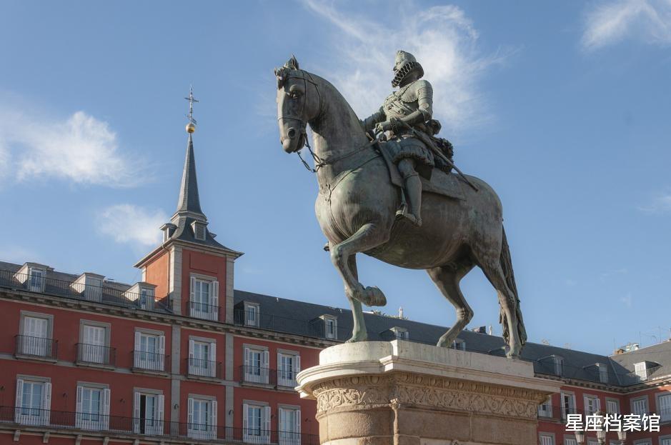 摩羯座|七月事业榜前五的星座，或有精彩表现，月末有望收获颇丰