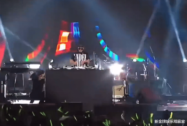 具俊晔|懒理张兰大S风波，53岁具俊晔夜店打碟又蹦又跳，花自己的钱安心