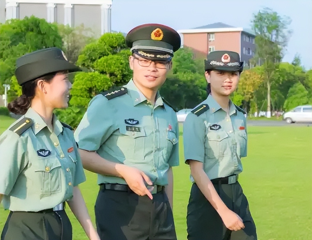 教师|“幸福指数”铁饭碗排名更新，烟草排第三，医生教师意外垫底