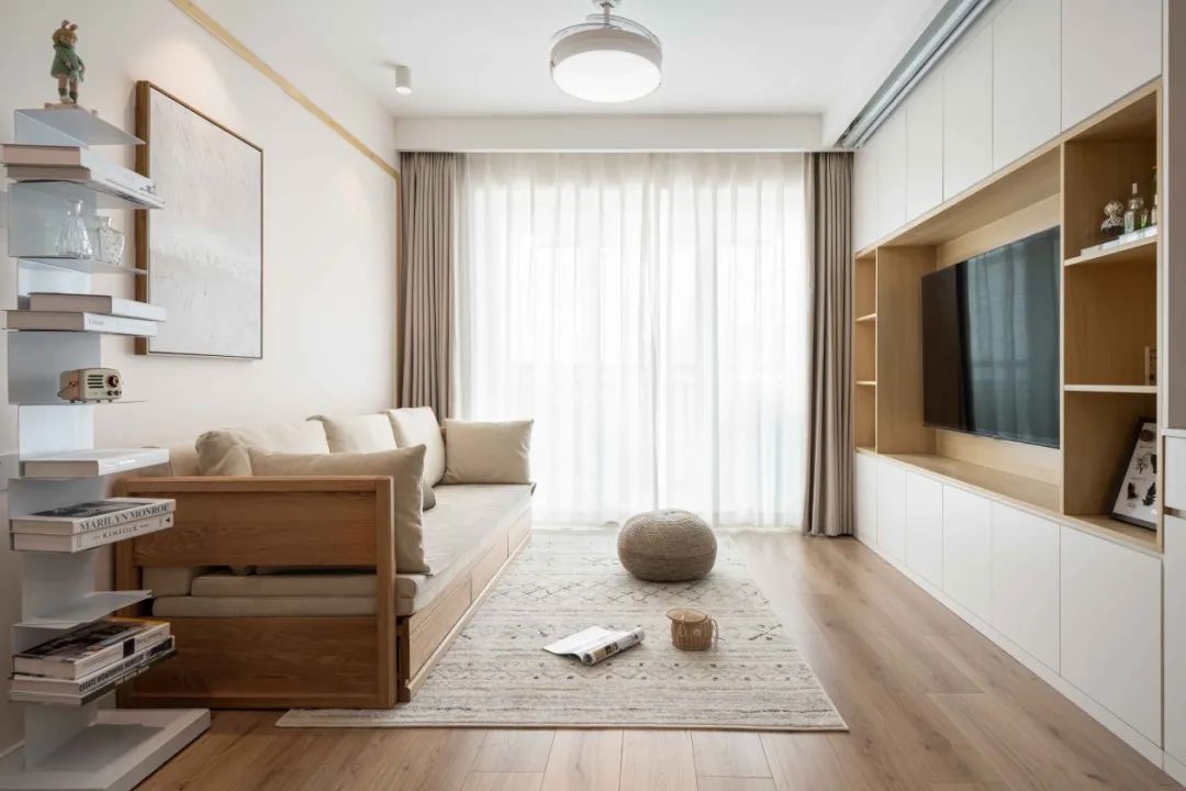 80m2奶油色+原木风:这个治愈原木小屋,不仅超强收纳又颜值满满!