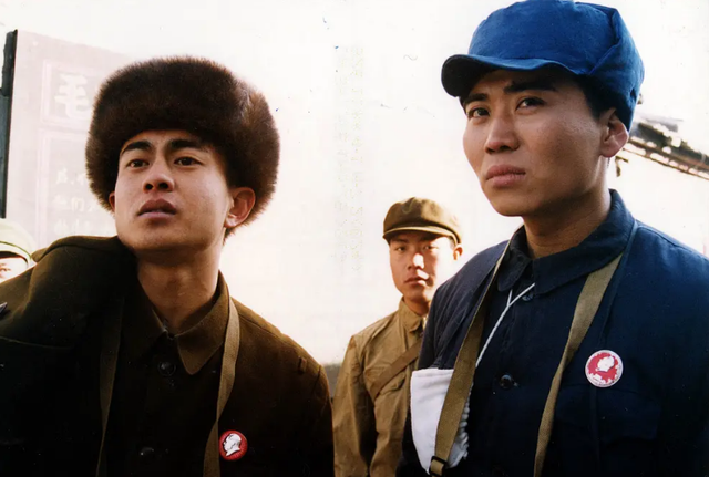 血色浪漫|《血色浪漫》杀手宁伟:42岁胖60斤头发花白,吃路边摊3年无戏拍